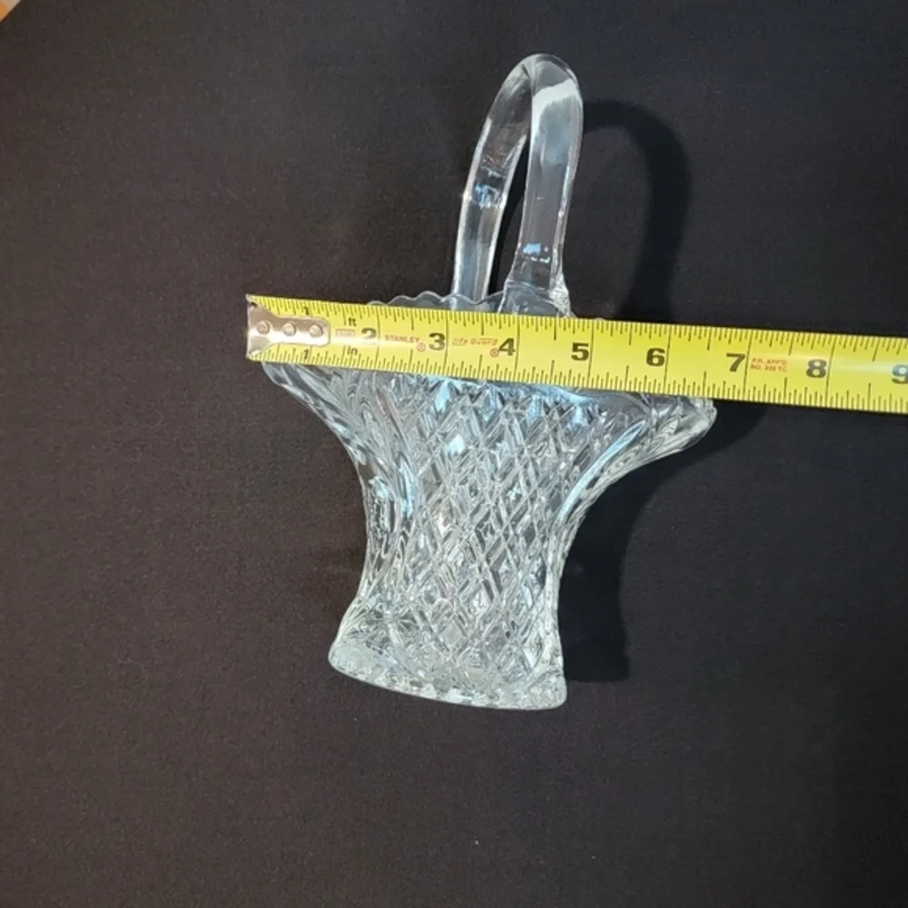 Princess House Diamond Cut Lead‎ Crystal Basket with Handle